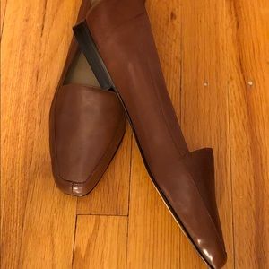 Soft leather flat shoe - never worn